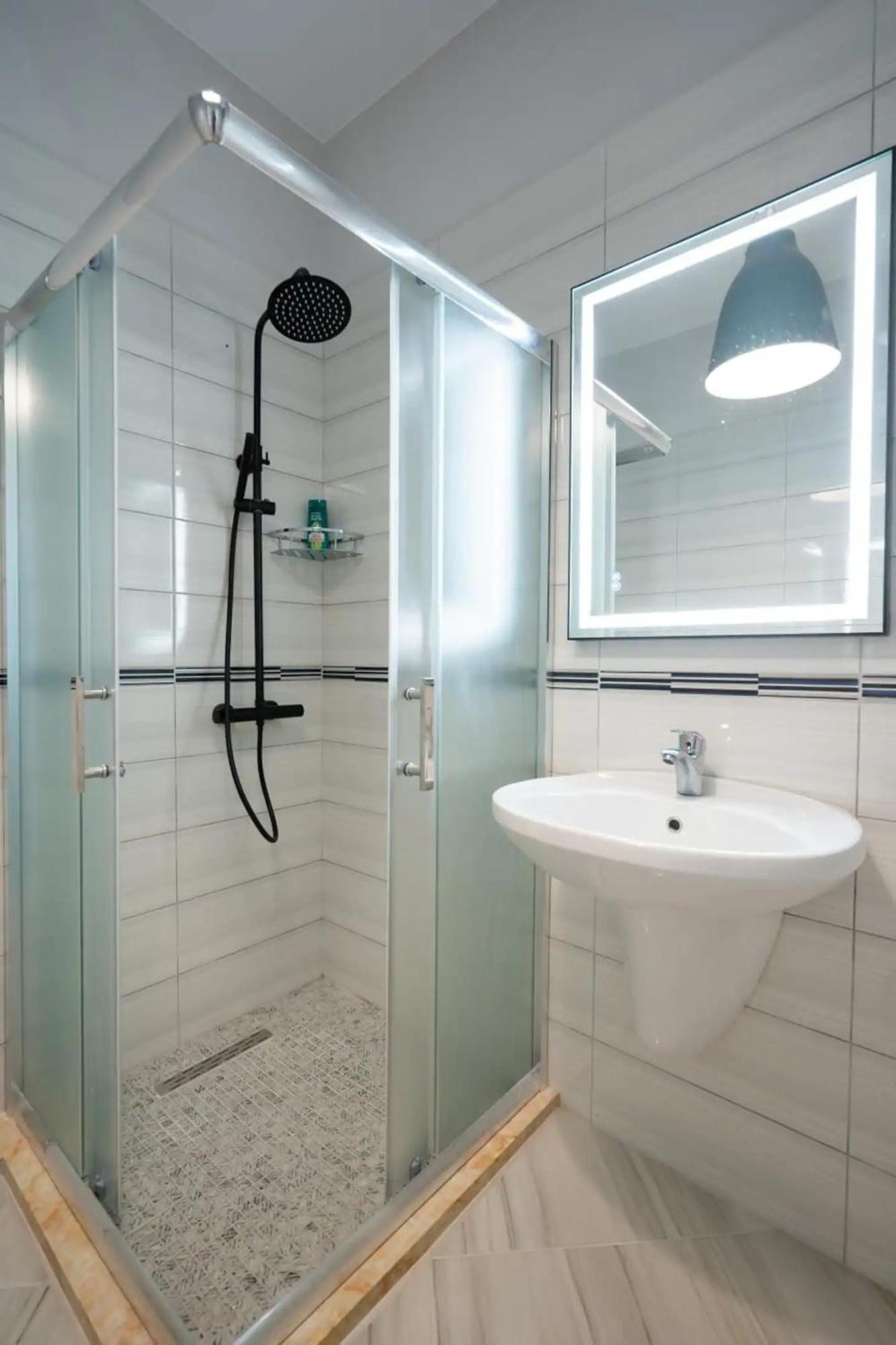 Regina Motta Mare Apartament